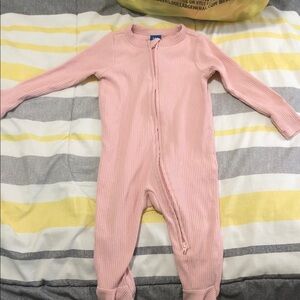Old Navy Pink Ribbed Kids Footie